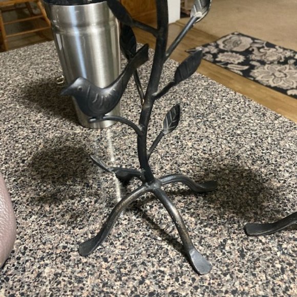 (2) wrought iron candle holders with birds - Picture 2 of 4